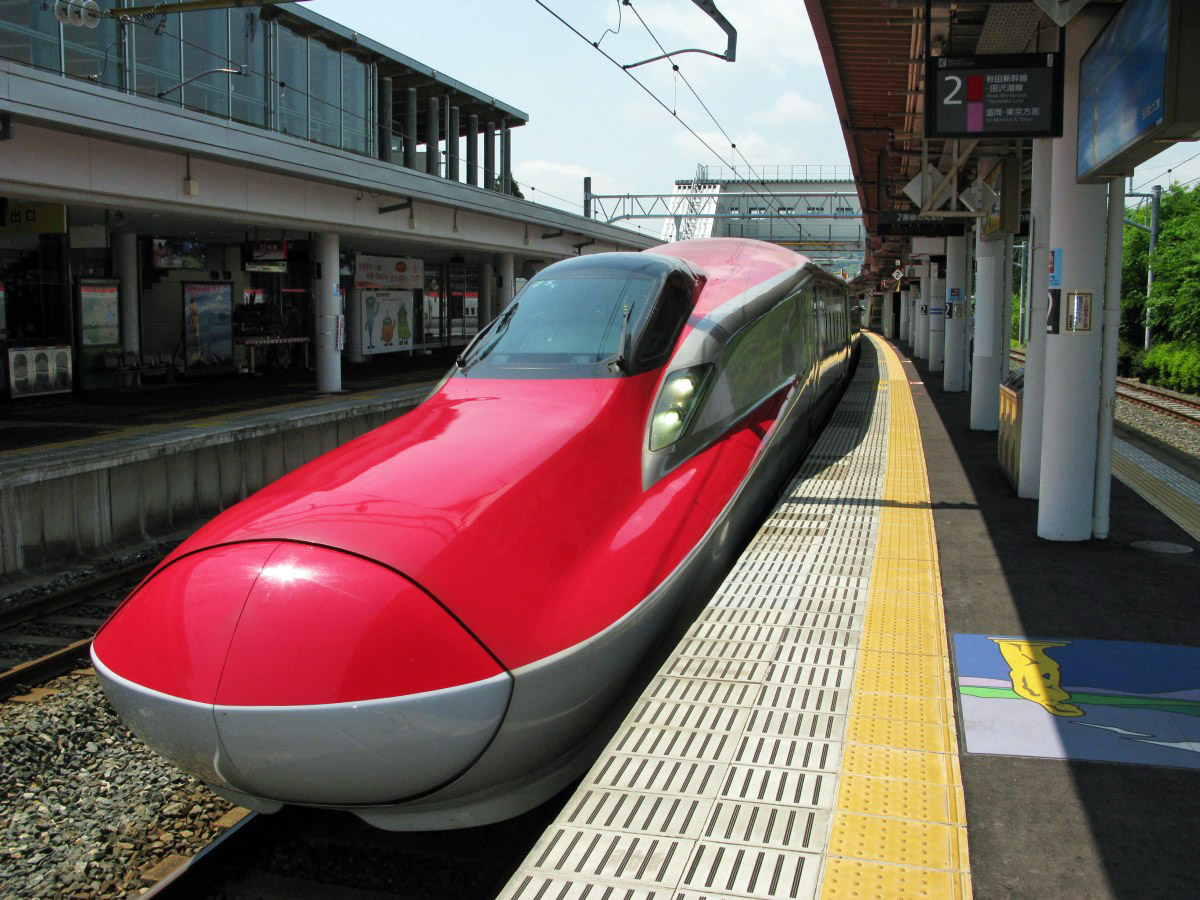 Akita Shinkansen